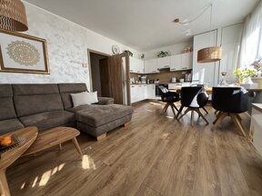 Exkluzivní 2+kk, terasa 27m2, garážové stání, Pardubice-nábřeží Závodu míru, Poseidon