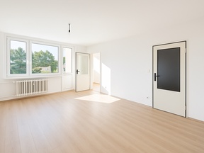 Slunný byt 2+1 s lodžií, klidné bydlení v centru města Pardubice - Nábřeží Závodu míru.