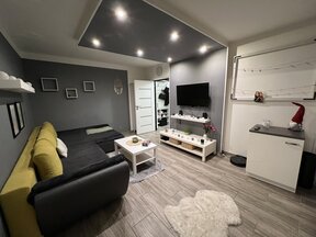 Pronájem zařízeného 3+1, lodžie, rekonstrukce, Pardubice-Polabiny