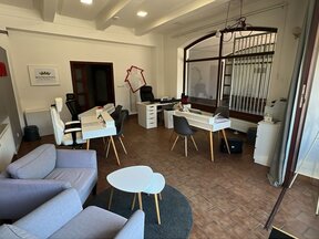 Pronájem sdíleného místa v kanceláři, Pardubice-centrum