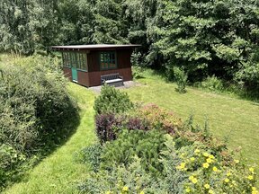 Prodej stavebního pozemku s rekreační chatkou v podhůří Krkonoš, v osadě Proruby - Brzice.