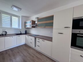 Komfortní a klidný byt 2+kk, s balkónem, po rekonstrukci, v Hlinsku.