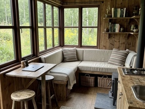 Prodej stavebního pozemku s rekreační chatkou v podhůří Krkonoš, v osadě Proruby - Brzice.