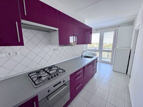 Pronájem pěkného bytu s úložnými prostory a lodžií v přímém centru města Přelouč.