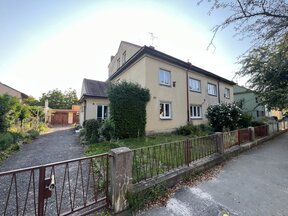 Pronájem krajního řadového RD 4+1, zahrádka, Bílé Předměstí - Pardubice